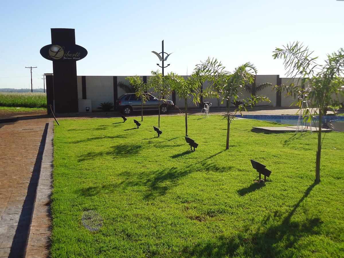 Liberte Palace Hotel Rio Verde Exterior photo